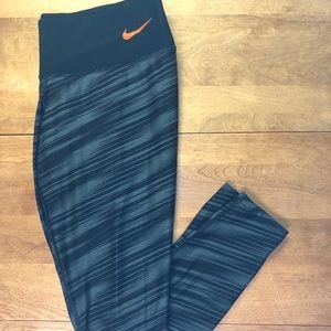 Nike Dri-Fit Cincinnati Bengals Leggings - Women